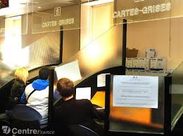 Assurer son véhicule devient obligatoire pour demander sa carte grise